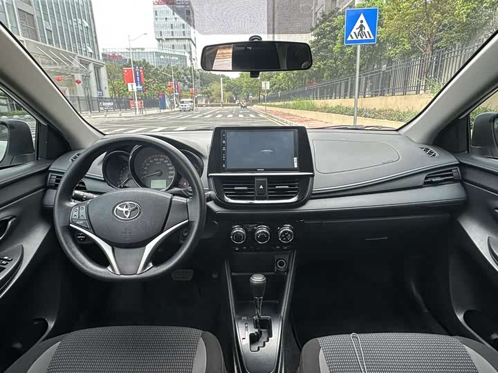 Фото 9 - Toyota Vios FS