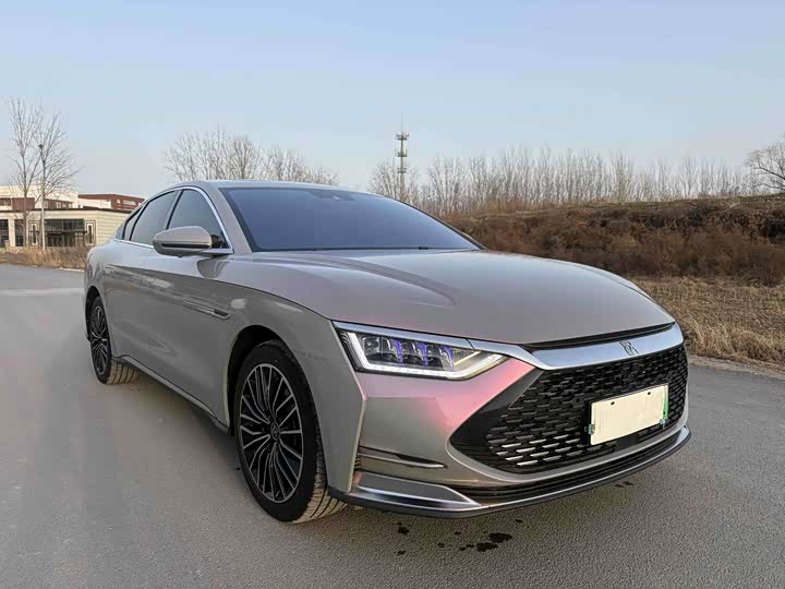 Фото 3 - BYD Han