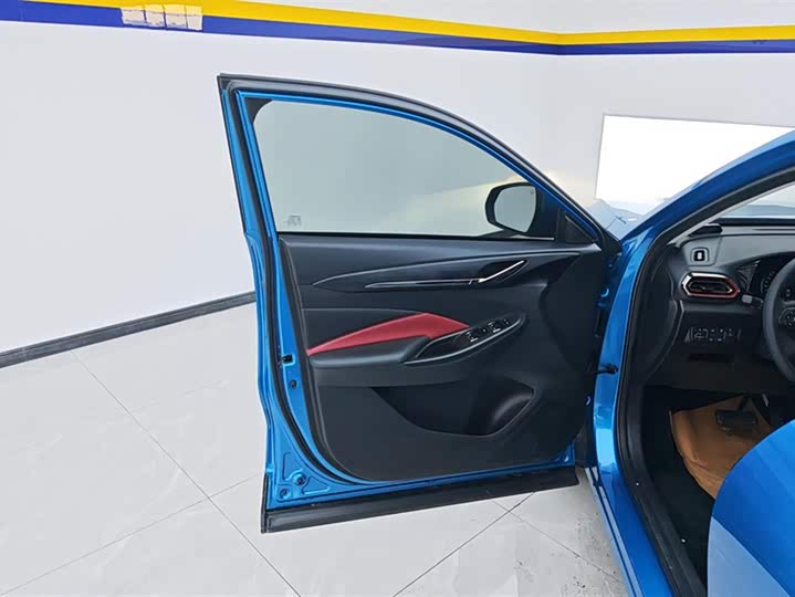 Фото 7 - Changan Oshan X5