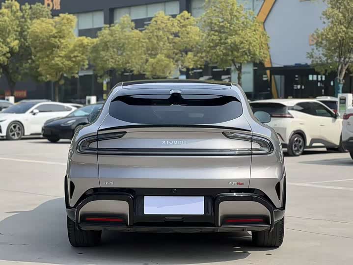 Photo 9 - Xiaomi YU7