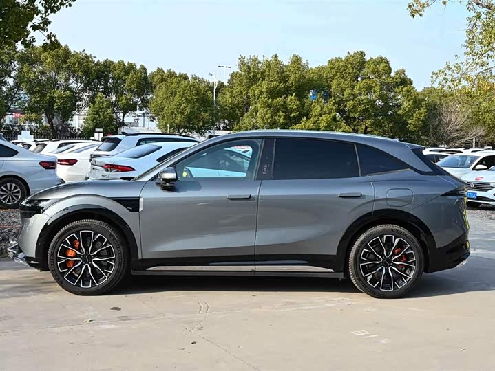 Фото 3 - Zeekr 7X