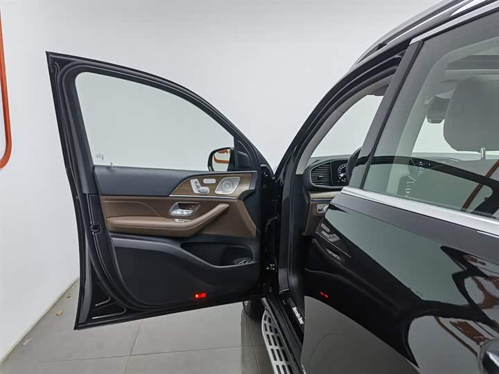 Фото 8 - Mercedes-Benz GLE-Class