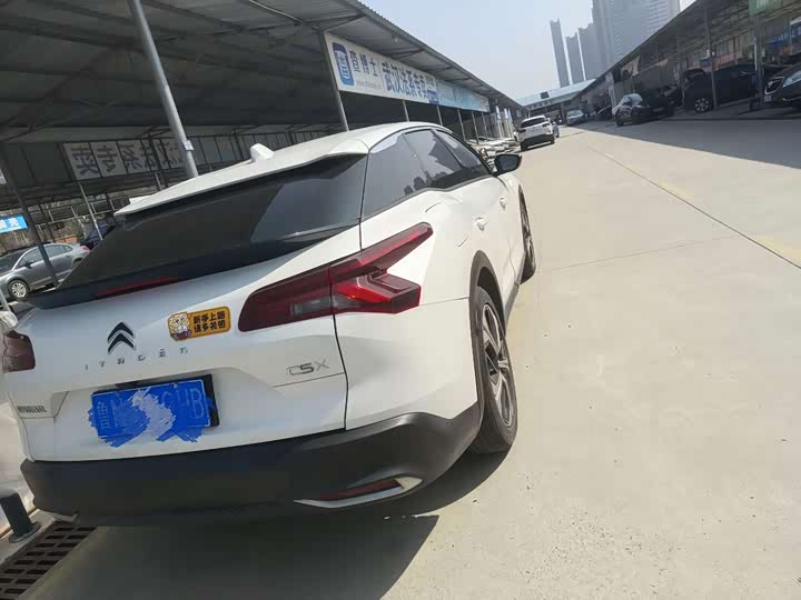 Фото 3 - Citroen C5 X