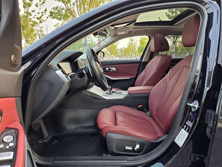 Фото 9 - BMW 3 Series