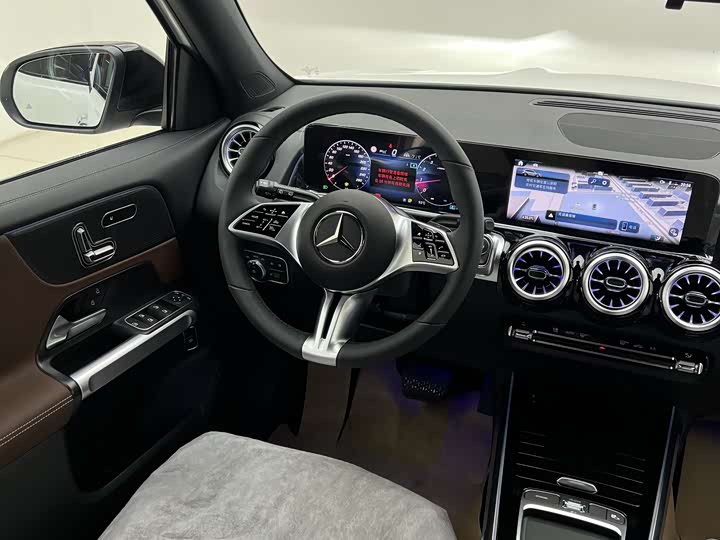 Фото 5 - Mercedes-Benz GLB-Class