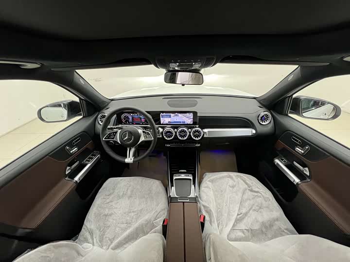 Фото 6 - Mercedes-Benz GLB-Class