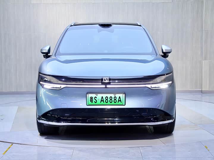 Фото 2 - Zeekr 7X