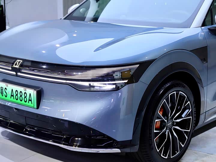 Фото 8 - Zeekr 7X