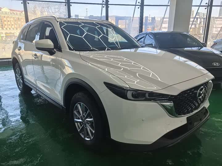 Photo 1 - Mazda CX-5