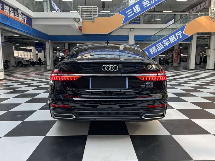 Фото 8 - Audi A6L