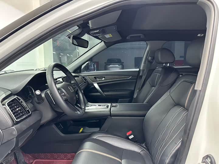 Photo 4 - Honda UR-V