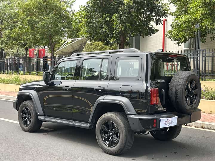 Фото 5 - Tank 300