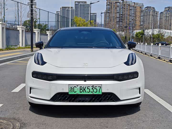 Фото 2 - Zeekr 001