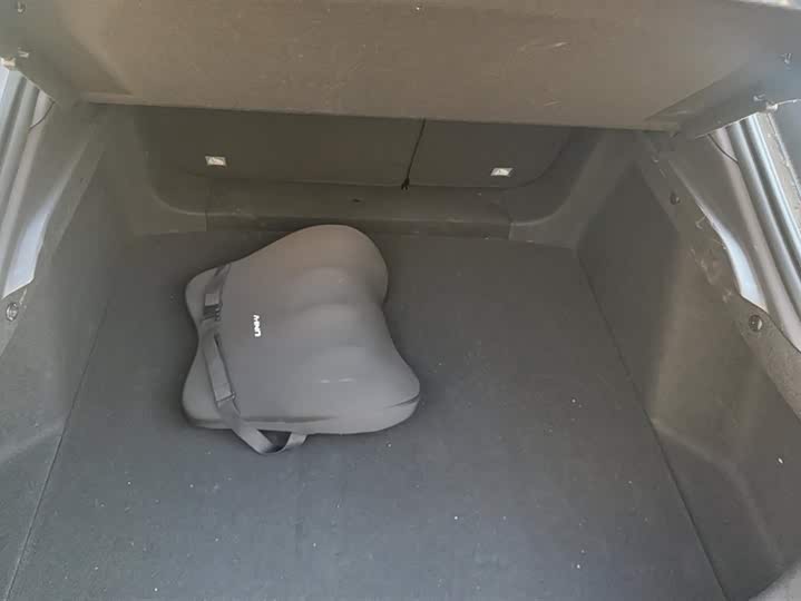 Фото 4 - Changan UNI-V