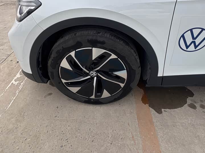 Фото 7 - Volkswagen ID.4 Crozz