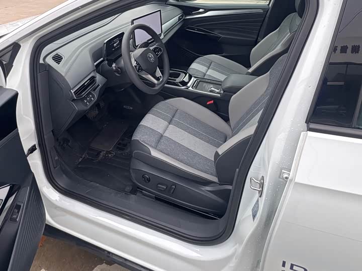 Фото 9 - Volkswagen ID.4 Crozz