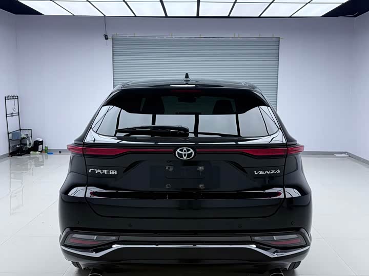 Фото 5 - Toyota Venza