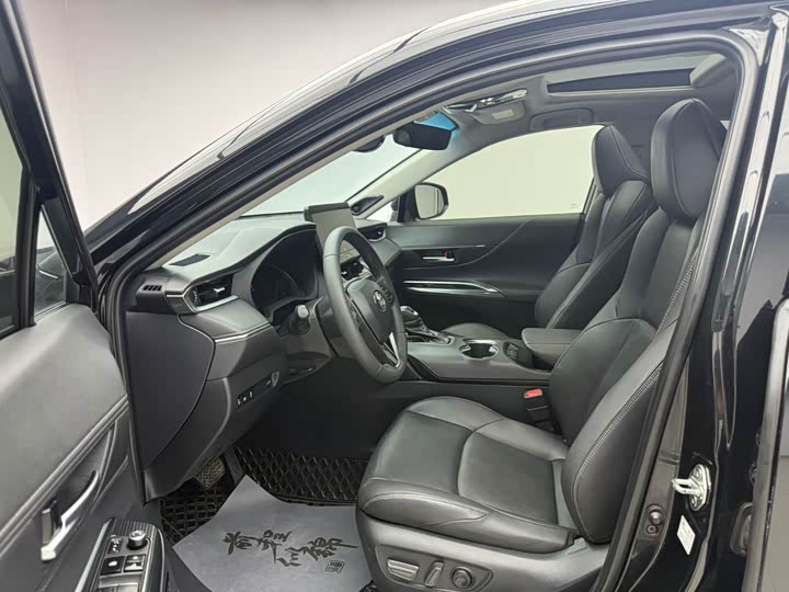 Фото 7 - Toyota Venza