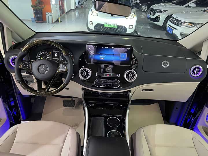 Фото 4 - Mercedes-Benz Vito