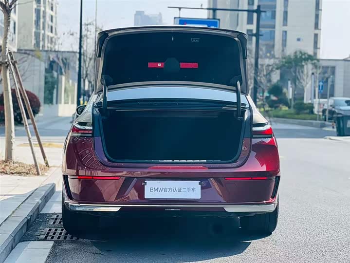 Фото 6 - BMW 7 Series