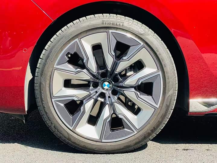 Фото 7 - BMW 7 Series