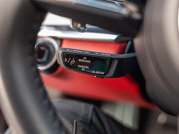 Фото 3 - Porsche Panamera