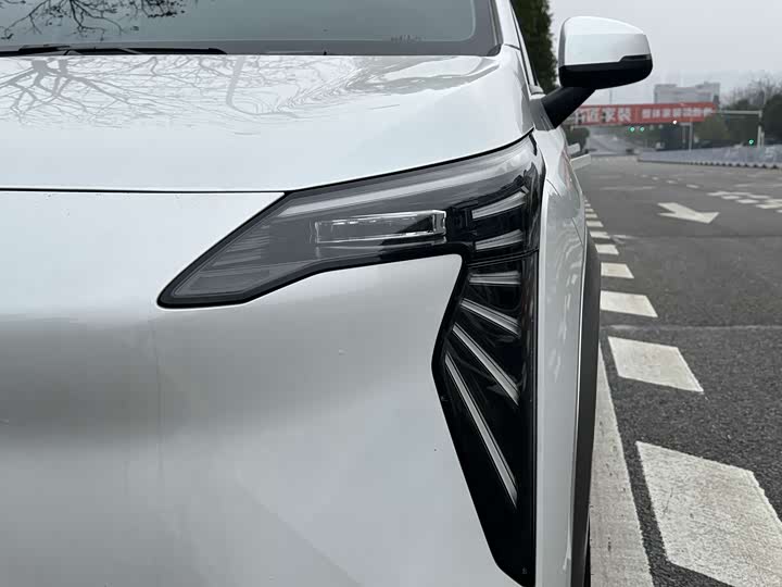 Фото 3 - GAC Aion Y