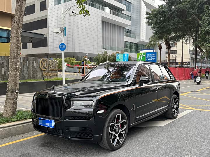 Фото 1 - Rolls-Royce Cullinan