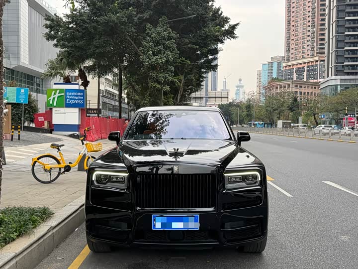 Фото 2 - Rolls-Royce Cullinan