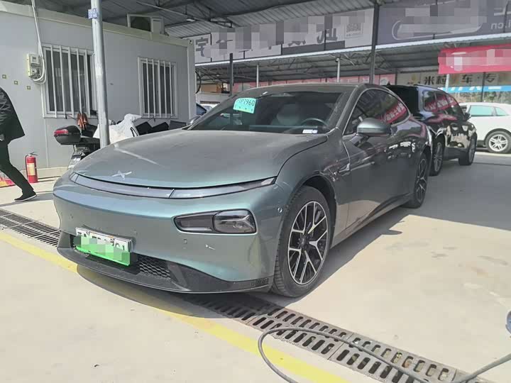 Фото 1 - XPeng P7