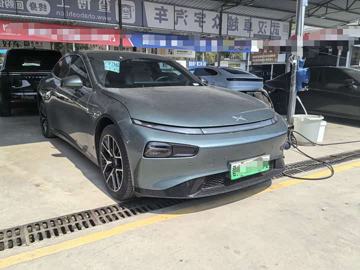 Фото 3 - XPeng P7