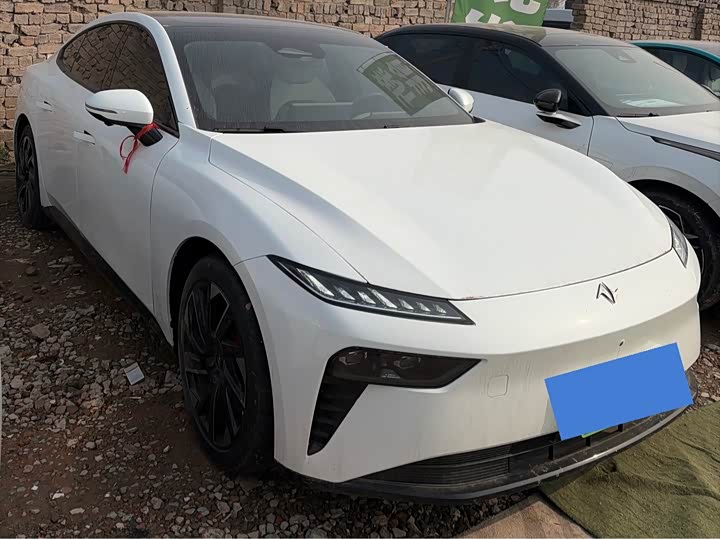 Фото 3 - Dongfeng Yipai eπ 007