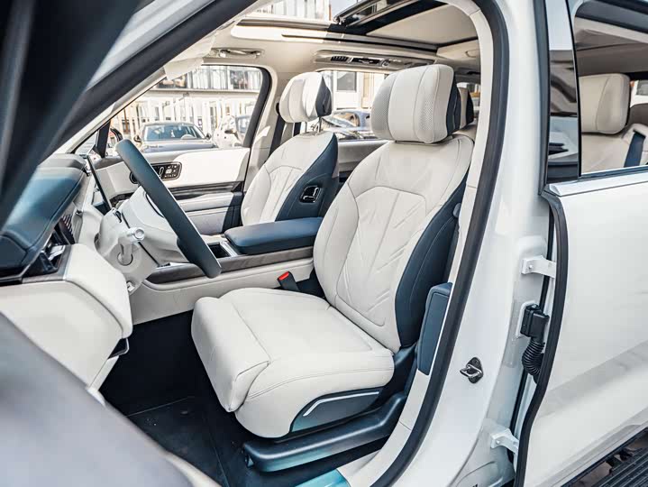 Фото 6 - Zeekr 9X