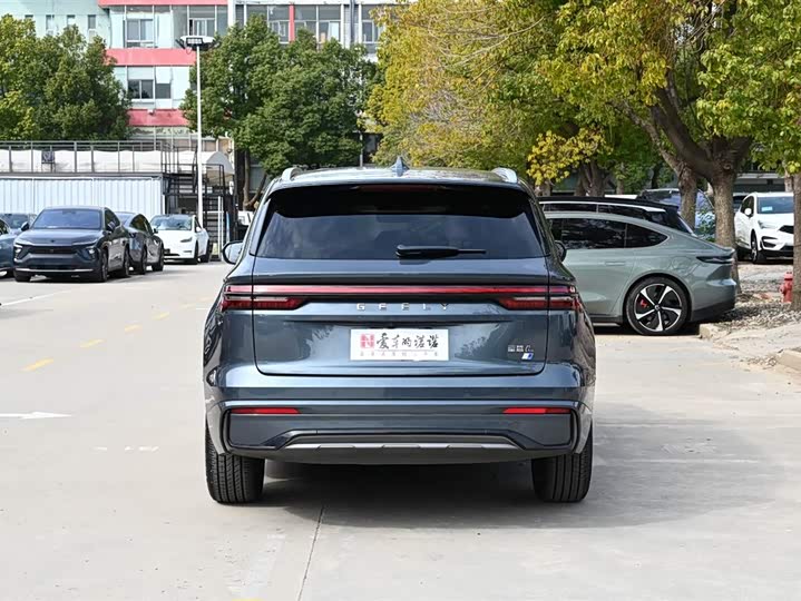 Фото 5 - Geely Monjaro