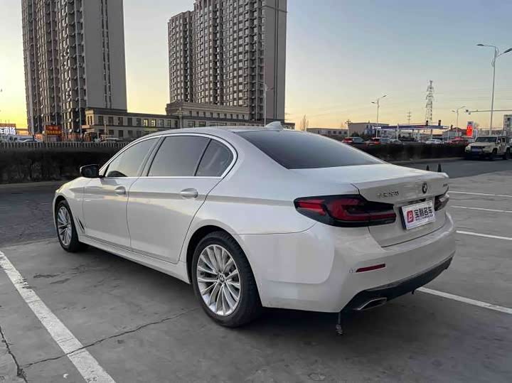 Фото 4 - BMW 5 Series