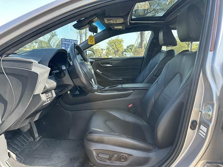 Фото 5 - Toyota Avalon