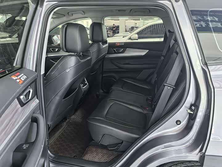 Фото 8 - Chery Tiggo 8