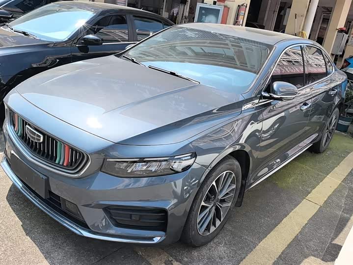 Фото 1 - Geely Preface