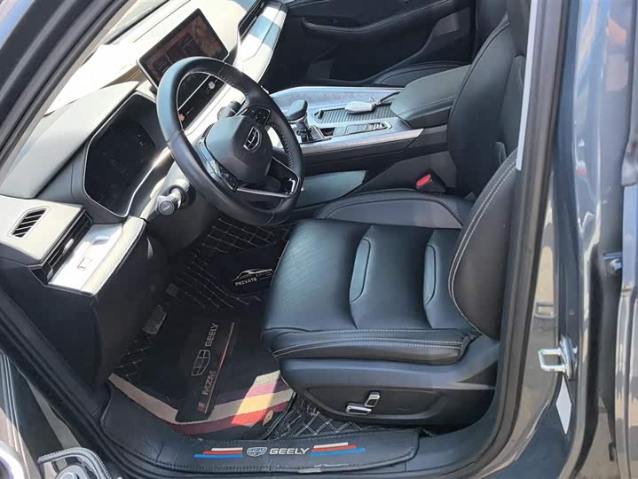 Фото 9 - Geely Preface