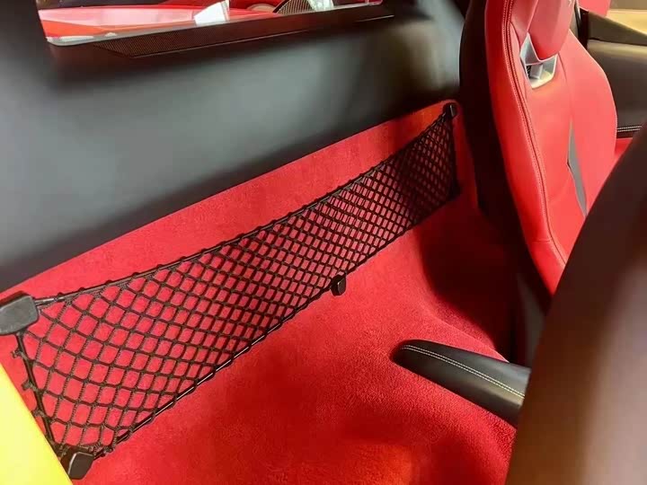 Фото 8 - Ferrari 296