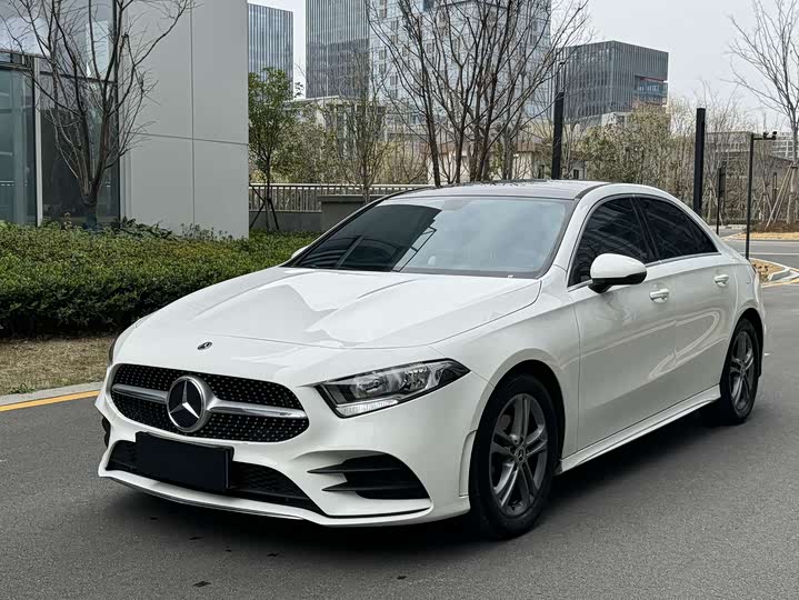 Фото 1 - Mercedes-Benz A-Class