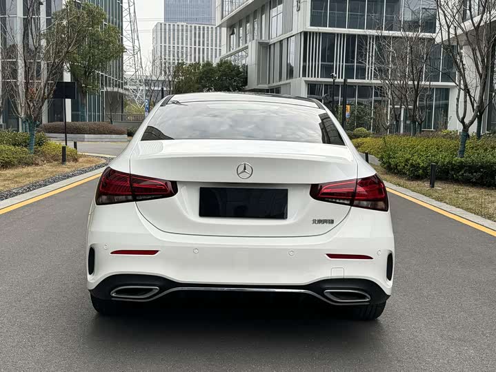 Фото 9 - Mercedes-Benz A-Class