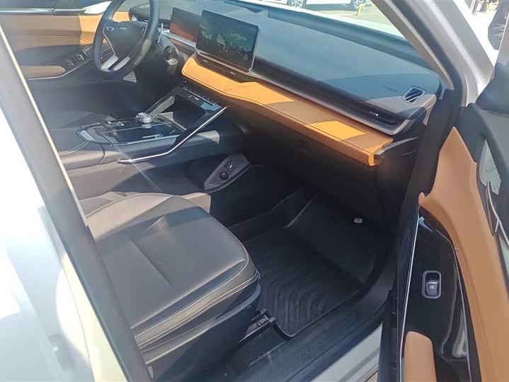 Фото 8 - Haval H6