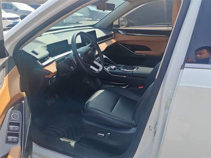 Фото 9 - Haval H6