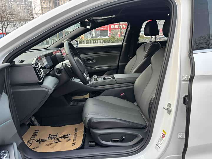 Фото 7 - BYD Qin L