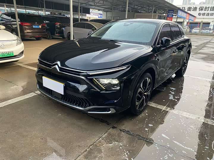 Фото 1 - Citroen C5 X