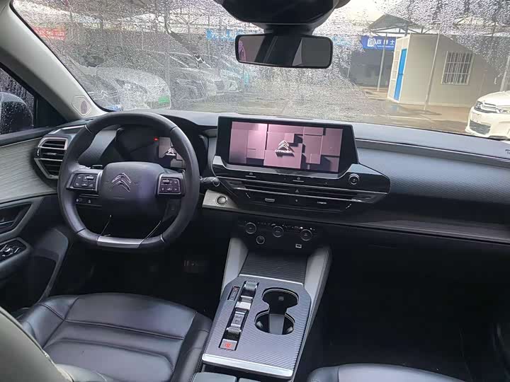 Фото 4 - Citroen C5 X