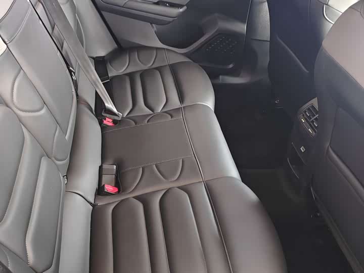 Фото 6 - Citroen C5 X