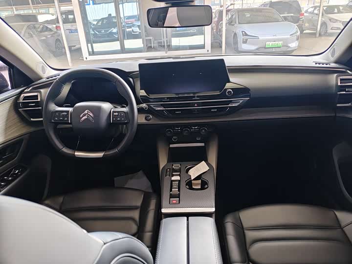 Фото 7 - Citroen C5 X