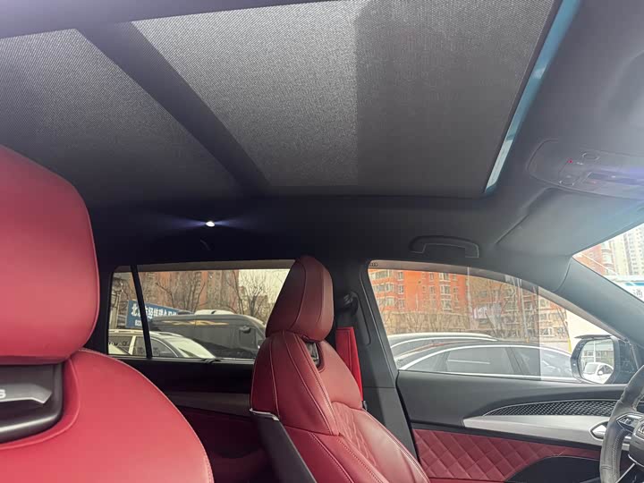 Фото 4 - Audi Q6